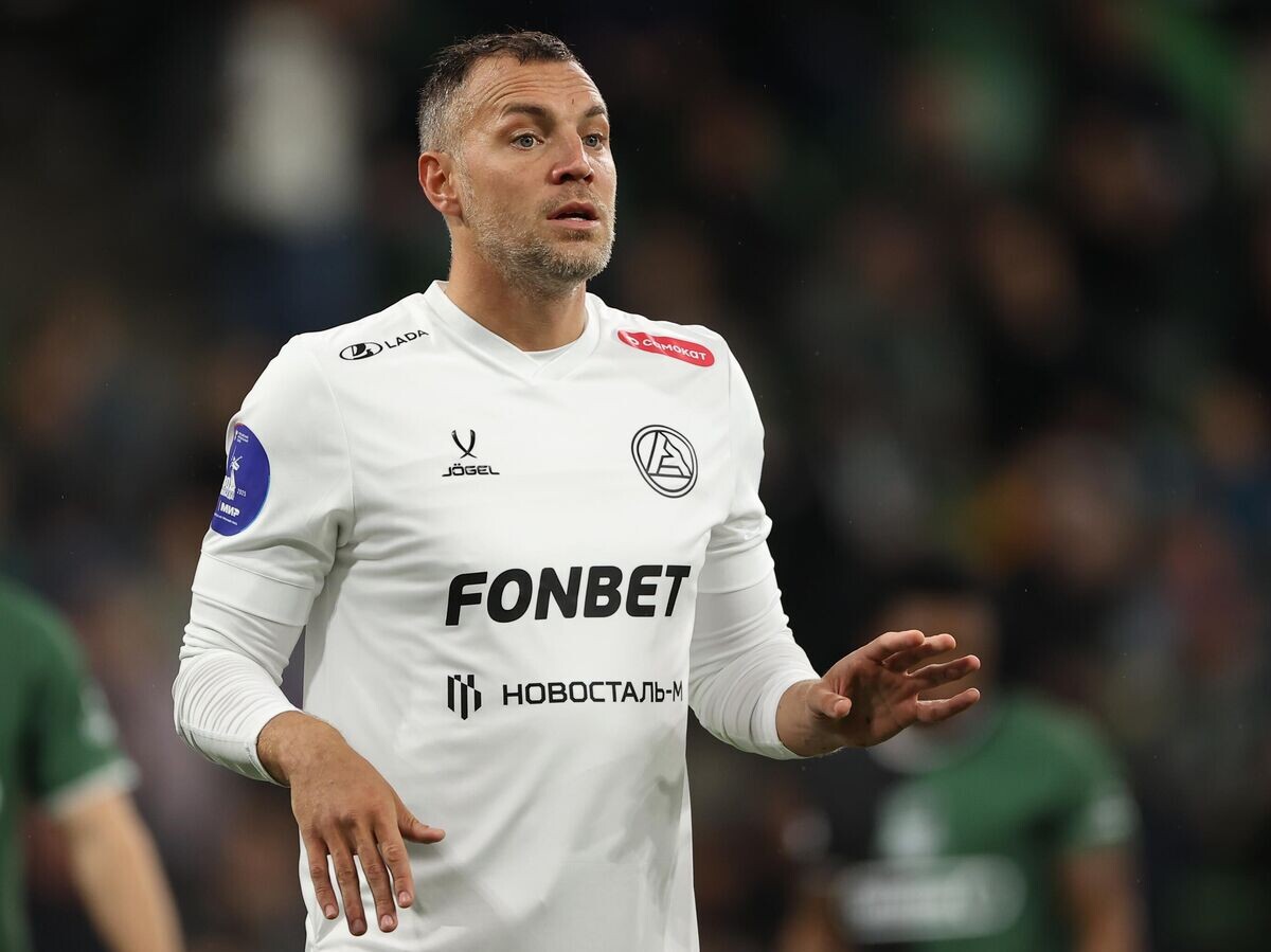    Артем Дзюба | © РИА Новости / Виталий Тимкив