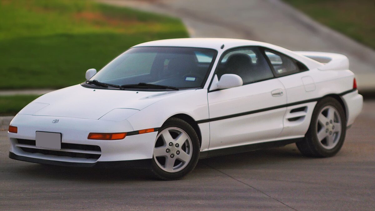   Toyota MR2