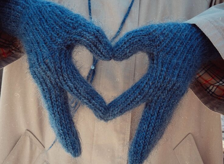 Необычные варежки и перчатки. Таби - хит этой зимы.