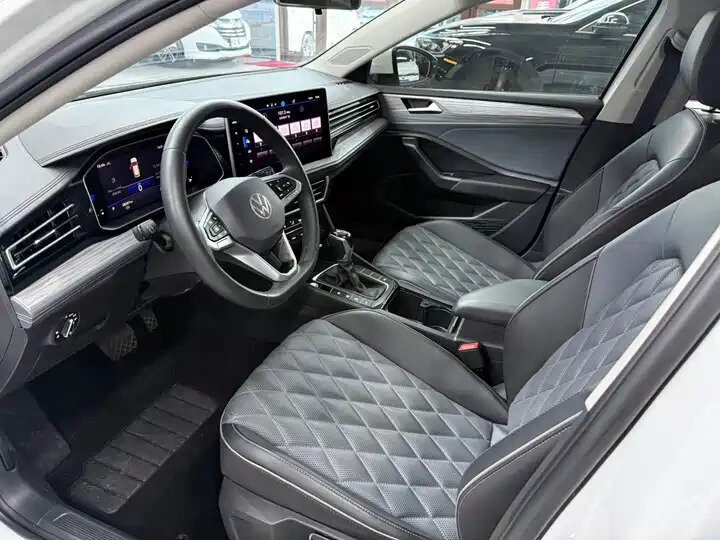 Volkswagen Sagitar. Источник иллюстрации - auto.ru