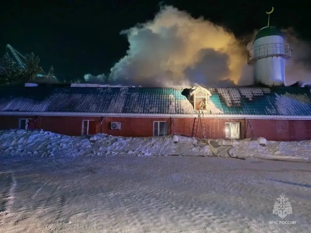 В 4 ПСО г. Нягани рассказали подробности тушения пожара в Мечети