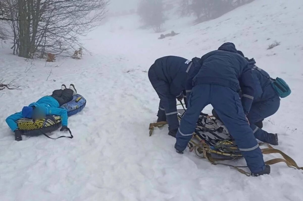    Крымчанка получила травму спины, катаясь на тюбинге на Ай-Петри