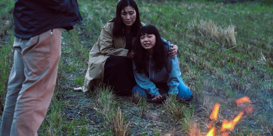 Свое счатье нужно отбирать у других людей - японский хоррор "Всем счастья" 2023