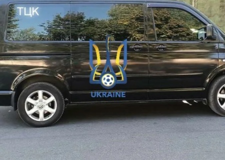    ТЦК не щадят ни своих, ни чужих: в Полтаве мужчину мобилизовали прямо из туалета на АЗС, в Харькове — действующего военного