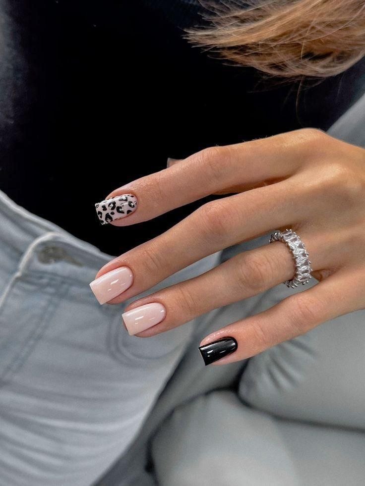 Работа мастера Юлии Зиду.
Запись по телефону +7(977)500-29-92