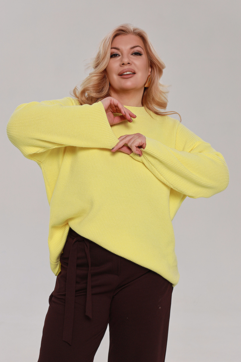 Одежда для женщин от 48 до 70 размера — когда мягкий трикотаж работает с фигурой, подчёркивает достоинства и выглядит современно без лишних деталей.