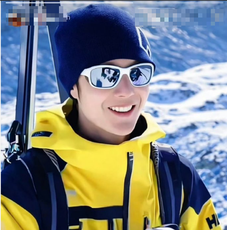 Китайский актер Ван Ибо.