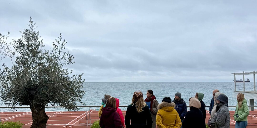 Экскурсия по Массандровскому пляжу с дегустацией настоек в «Рюмошной» удалась