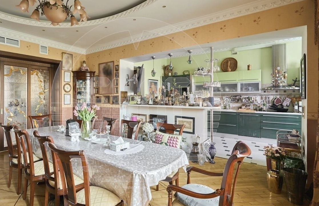 Странно, что артистка решила продать квартиру в центре Москвы. Фото из архива "7 секретов"