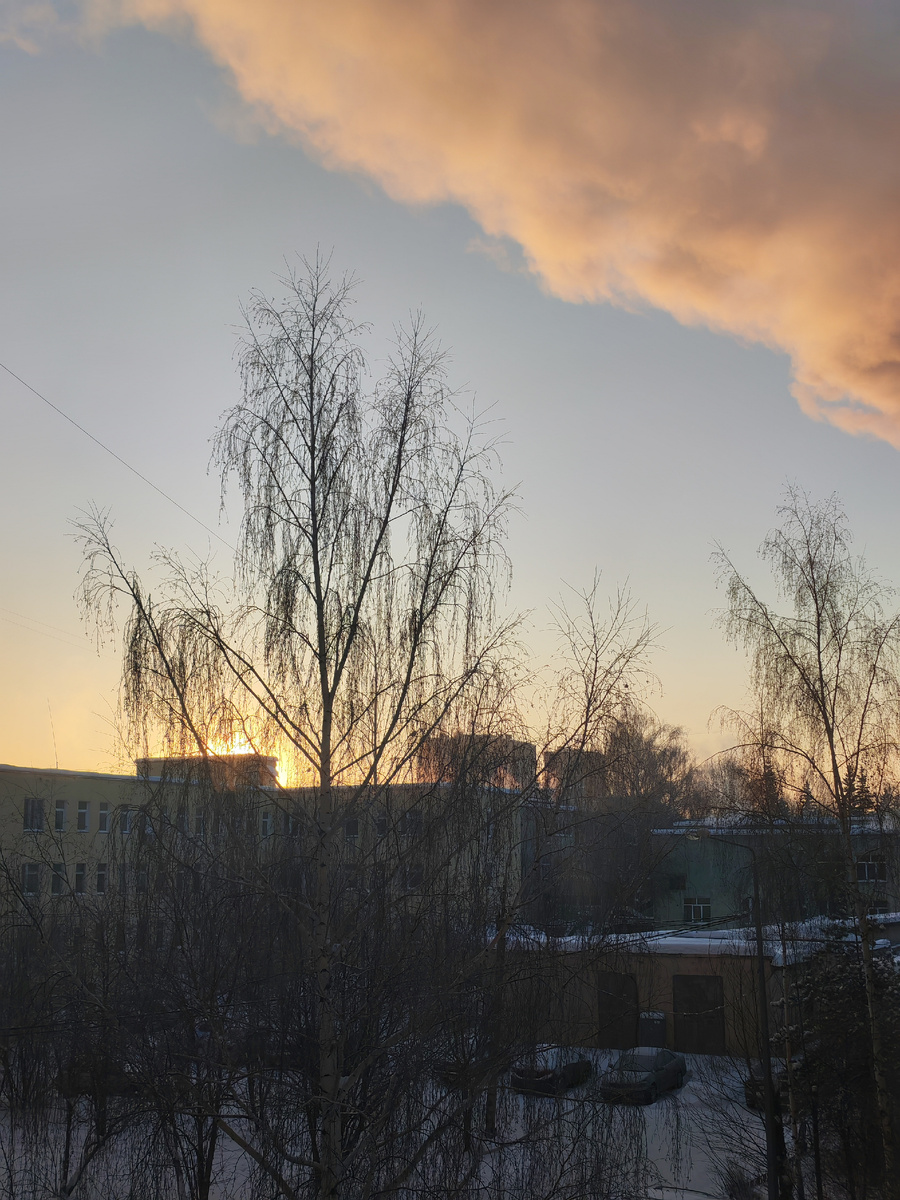 Морозный рассвет из моего окна