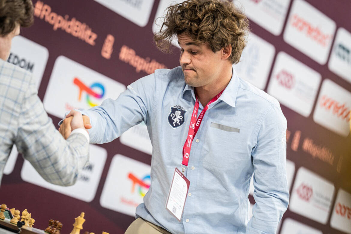 «Когда Магнус сдался, видно было, что он расстроен. Поражение было действительно болезненным»Фото: © worldrapidandblitz2025.fide.com