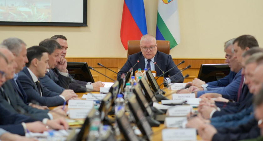    Фото правительства Кировской области