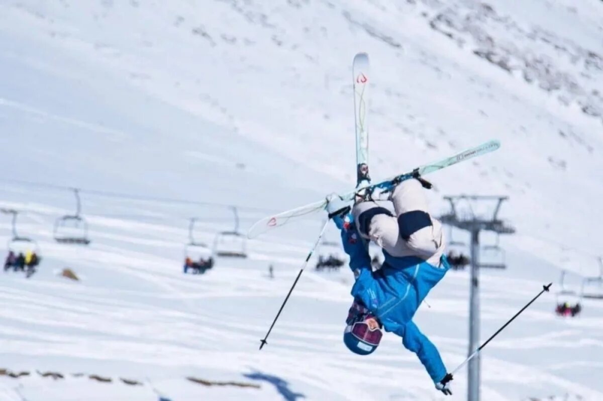   Томичка взяла золото и серебро на Кубке России по фристайлу-могулу