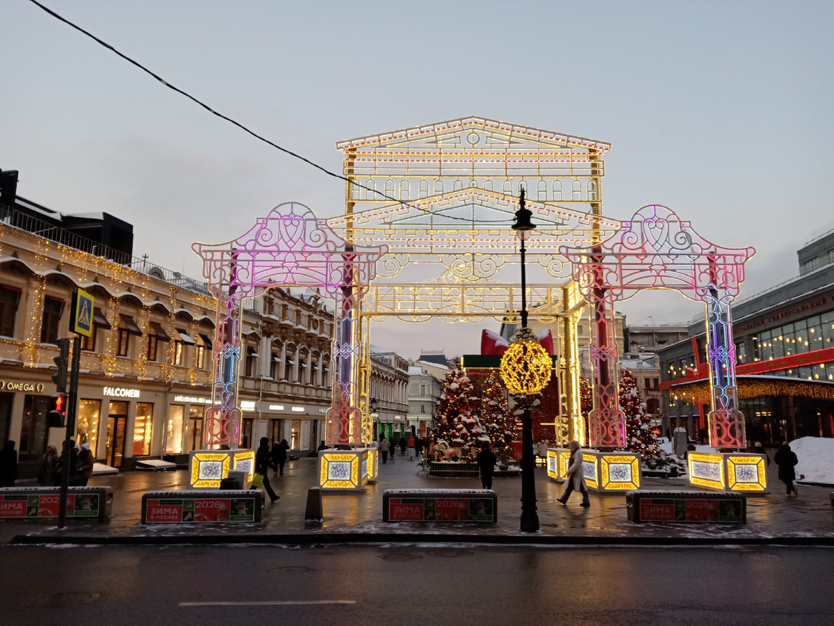 Площадь у ЦУМа (все фото автора от 25 января) 