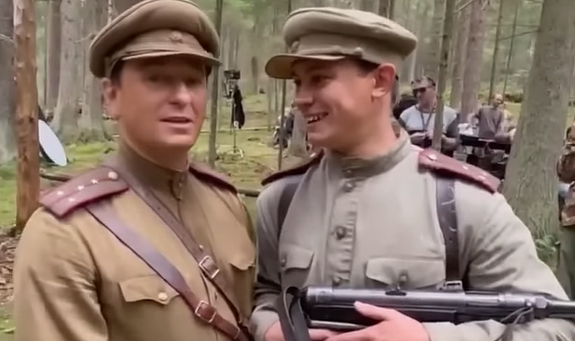 Как Белый с Кощеем на войну попали.