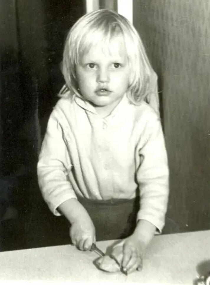 Маша Малиновская в детстве.