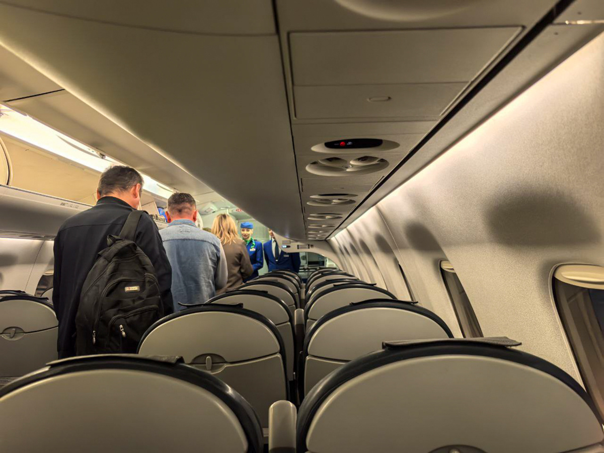 Самолет из Петербурга в Иркутск вынужденно приземлился в Красноярске.  Фото: Ксения Кобалия