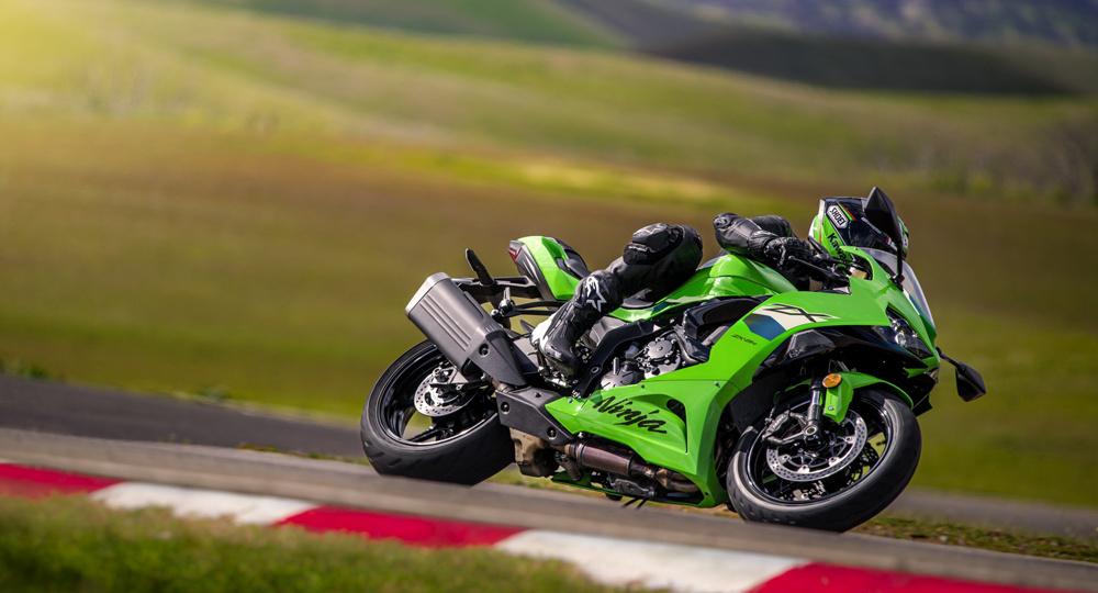 Модельный ряд Kawasaki Ninja Sport и Superport 2026 года
