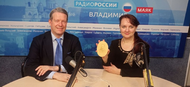 С Денисом фон Мекк в студии радио России-Владимир