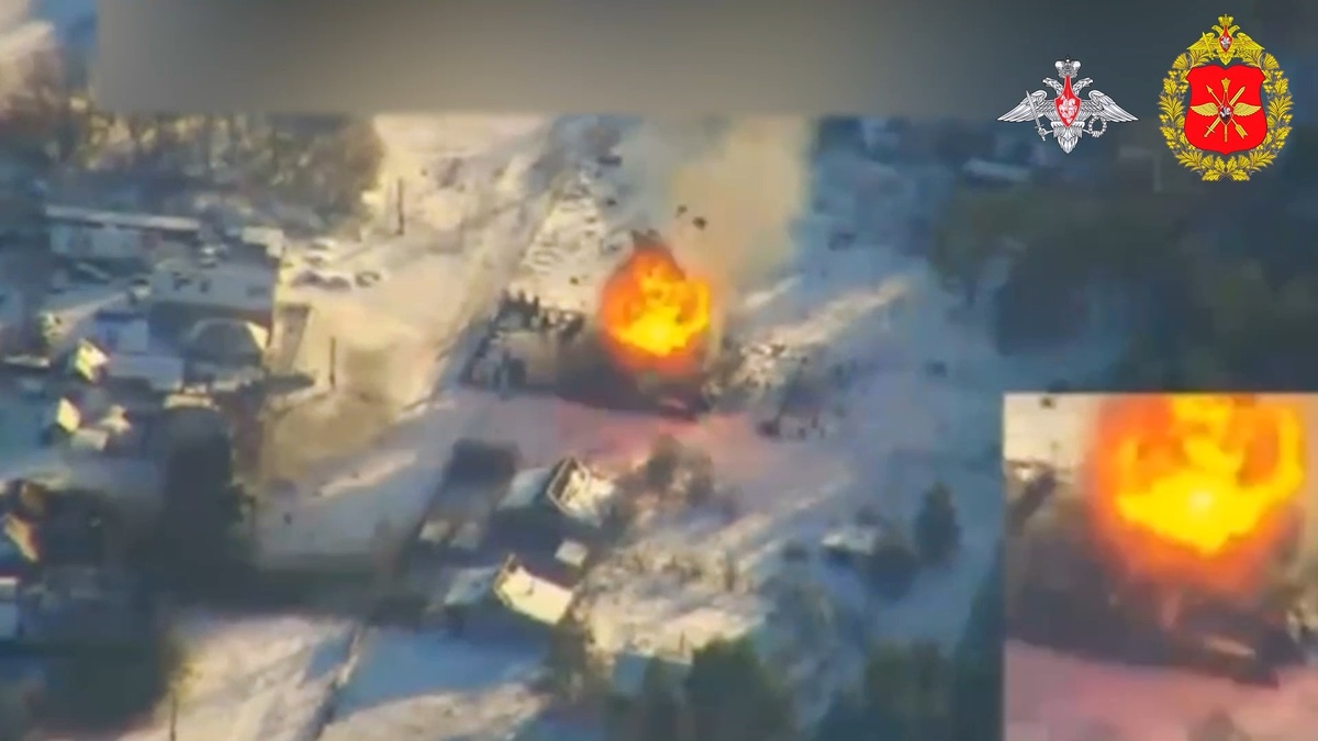    Удар снарядом «Краснополь» по позициям ВСУ. Кадр из видео Минобороны РФ