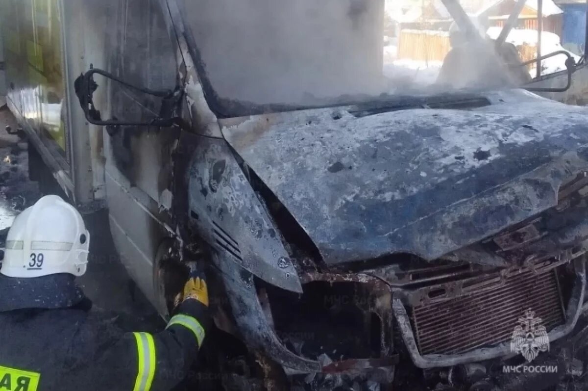    В Брянской области за сутки загорелись два автомобиля