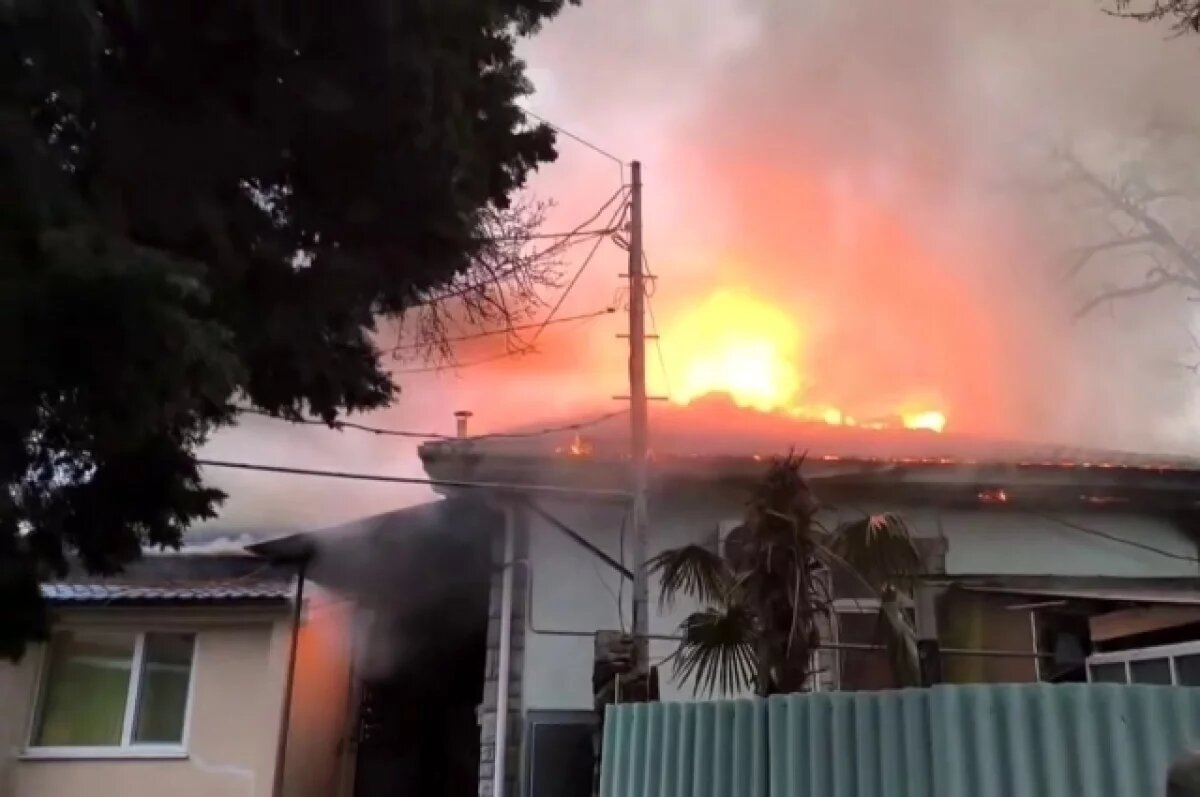    Неисправность обогревателя привела к пожару в Ялте, пострадали 3 квартиры