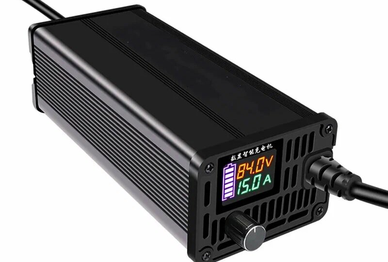 Безопасное подключение зарядного устройства к гибридному инвертору