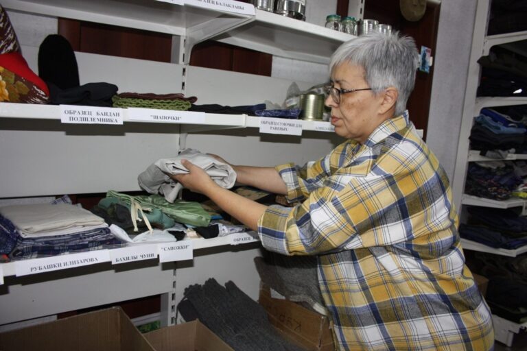    Абдулинцы активно помогают фронту Мария Чалкина