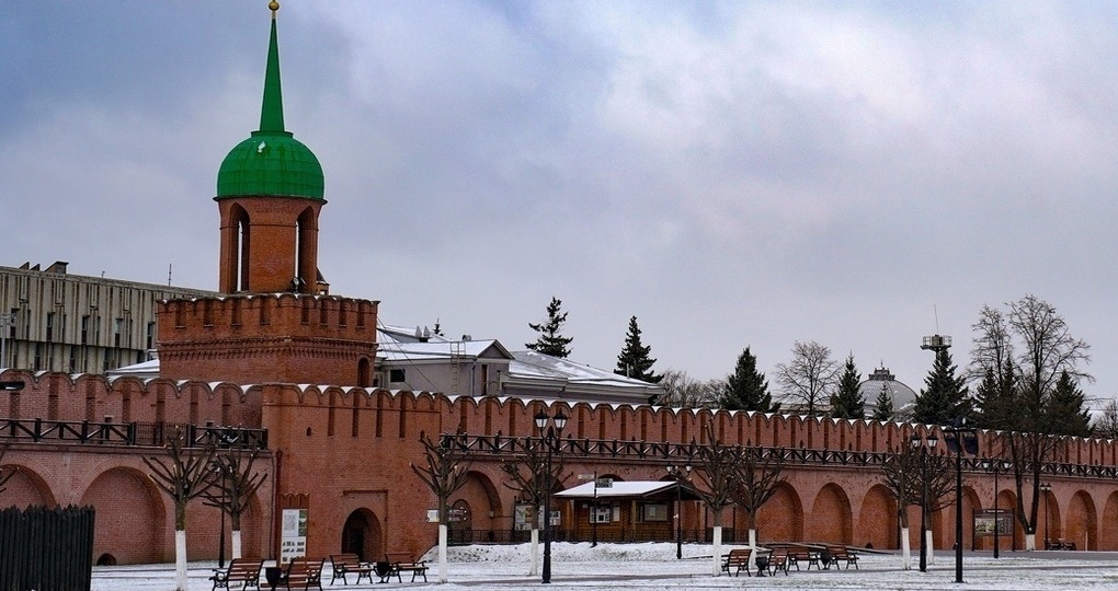 В Туле на очистку крыш комплекса в Кремле и парке «Патриот» потратят 633 тыс руб