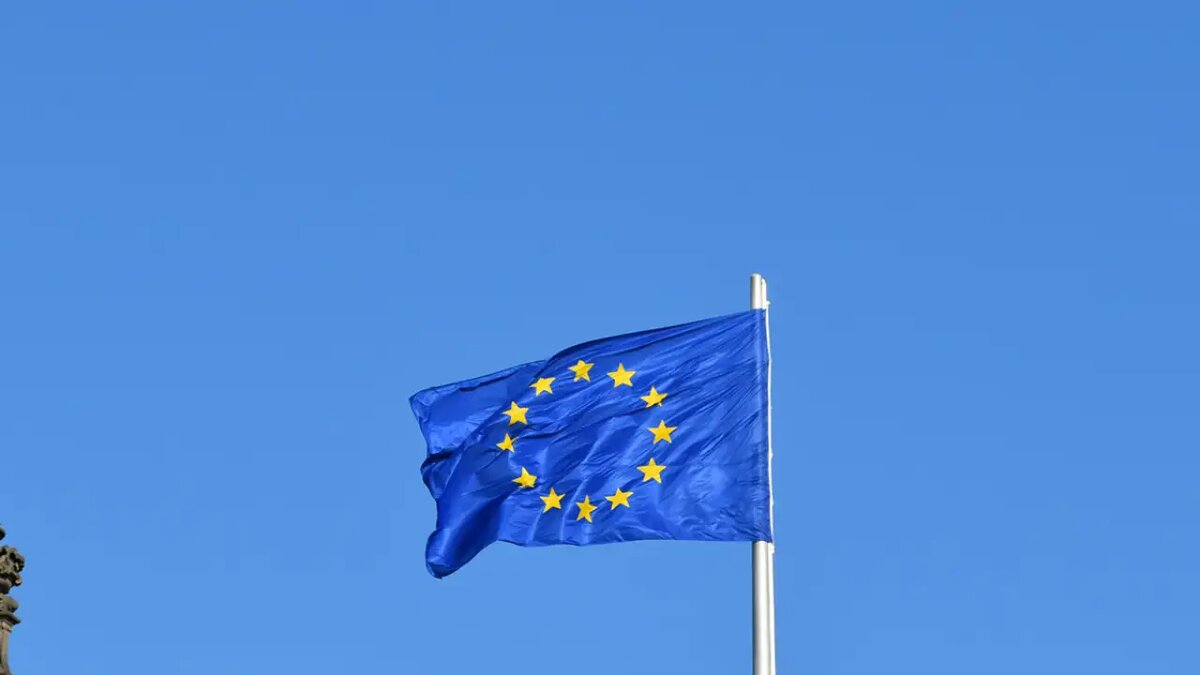    Флаг Евросоюза. © unspalsh.com / Waldemar Brandt