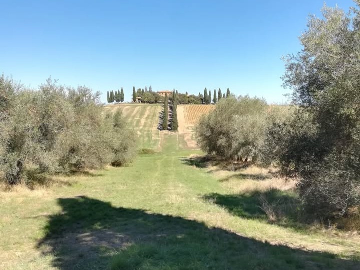 Долина Валь д'Орча от Монтальчино до Пьенцы