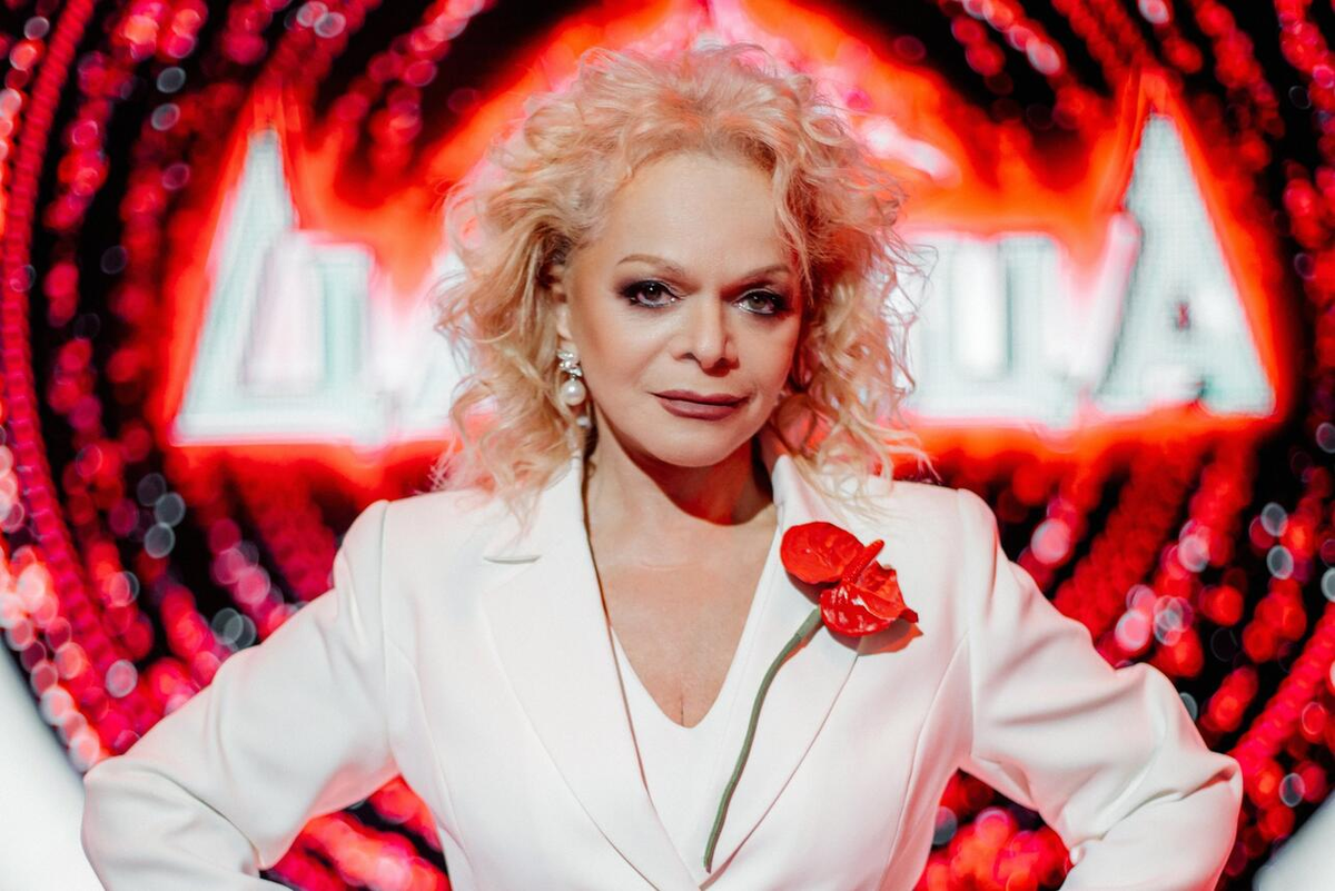 Соседи Долиной вынесли сор из избы: Шокирующая правда о долгах и высокомерии звезды 