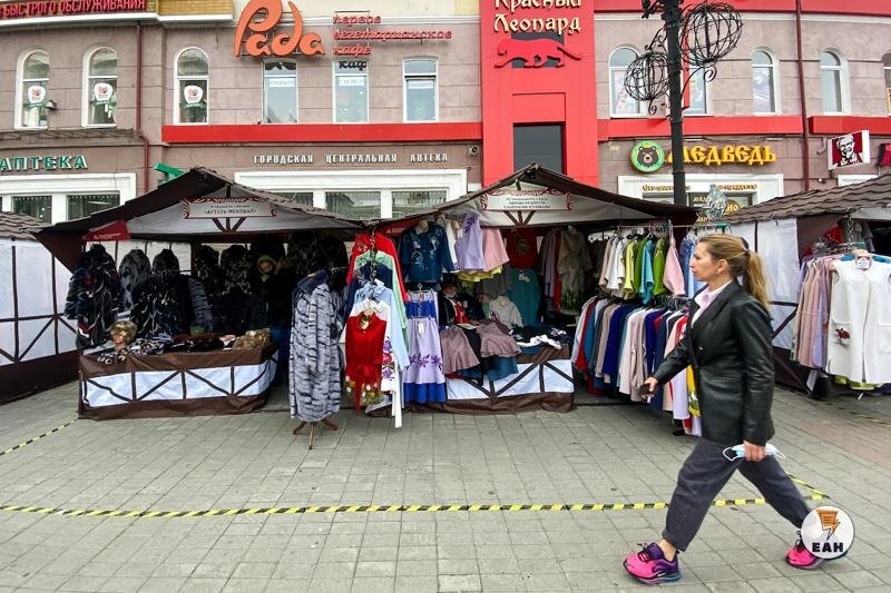    Улице Вайнера, на которой находится «Красный леопард»