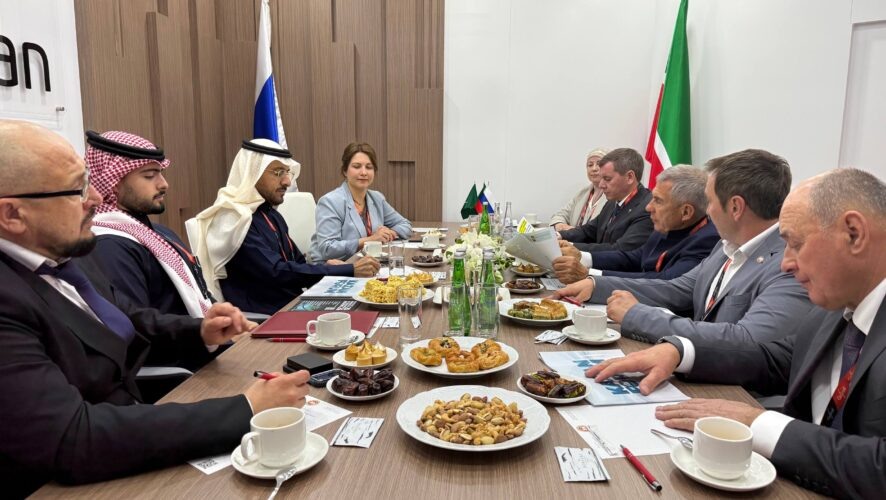    Фото: пресс-служба раиса РТ