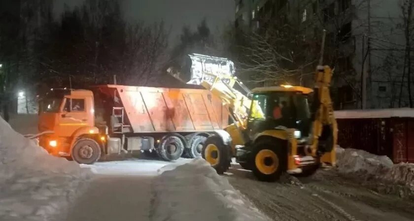    Фото администрации города Кирова