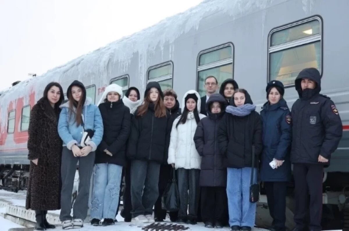    Подросткам напомнили о правилах безопасности на железной дороге