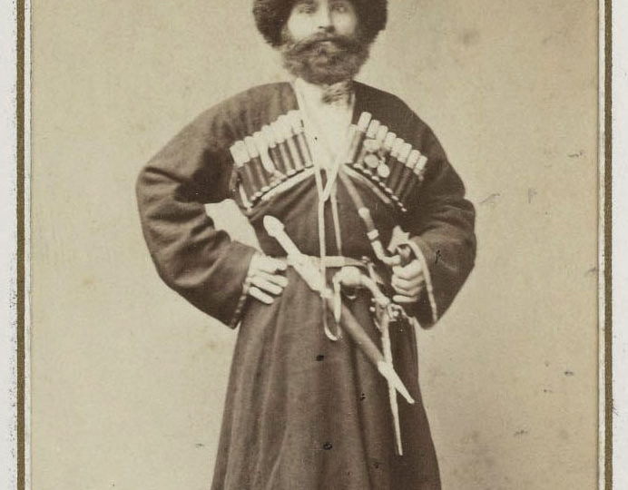 Кривая сабля скользнула по клинку шашки, до самой рукояти: казаки против башибузуков