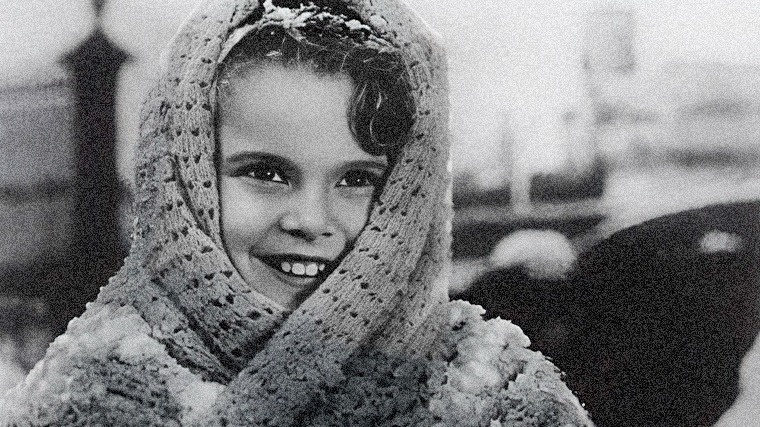 Фото: Кадр из к/ф «Жила-была девочка», реж. Виктор Эйсымонт, 1944 г.