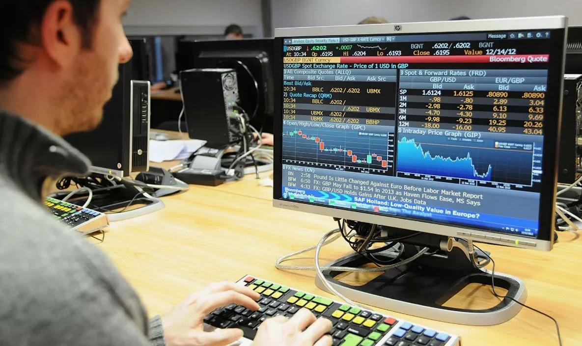 Торговать на бирже можно с помощью обычного компьютера