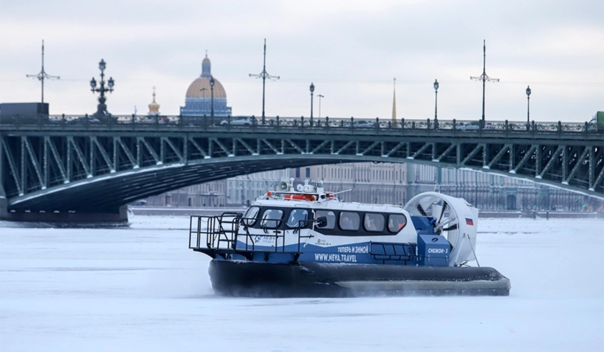     Ледовые экскурсии. Источник: rg.ru Автор фото: Святослав Акимов
