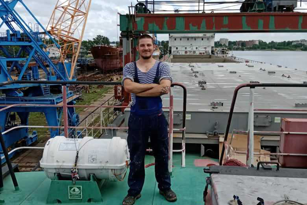 Задушенный 21 января 2026 года охраной "Перекрестка" в Петербурге, 24-летний Дмитрий Каверин. Фото из открытых источников.