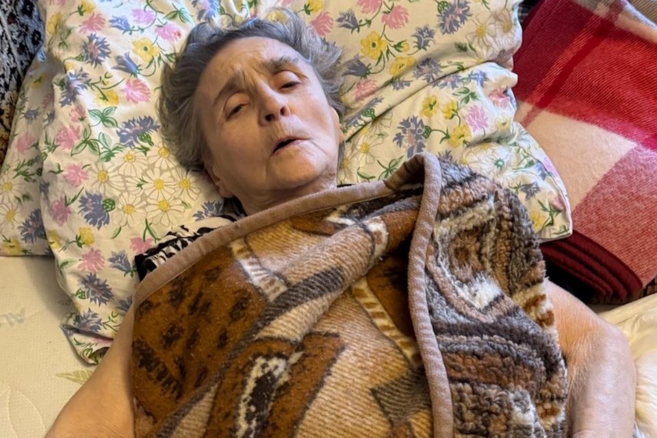    Накануне 82-й годовщины со Дня полного освобождения Ленинграда от фашистской блокады в Петербурге суд арестовал пенсию и квартиру 87-летней блокадницы. Фото: предоставлено "КП"