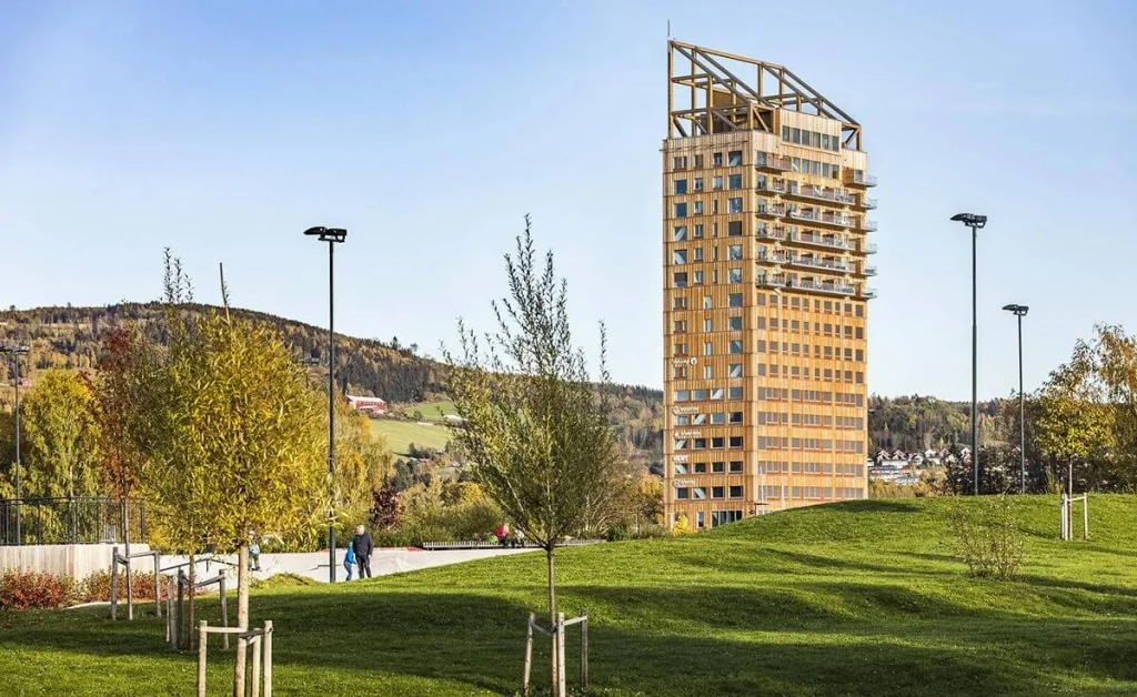 Деревянный небоскреб в Норвегии Mjostarnet