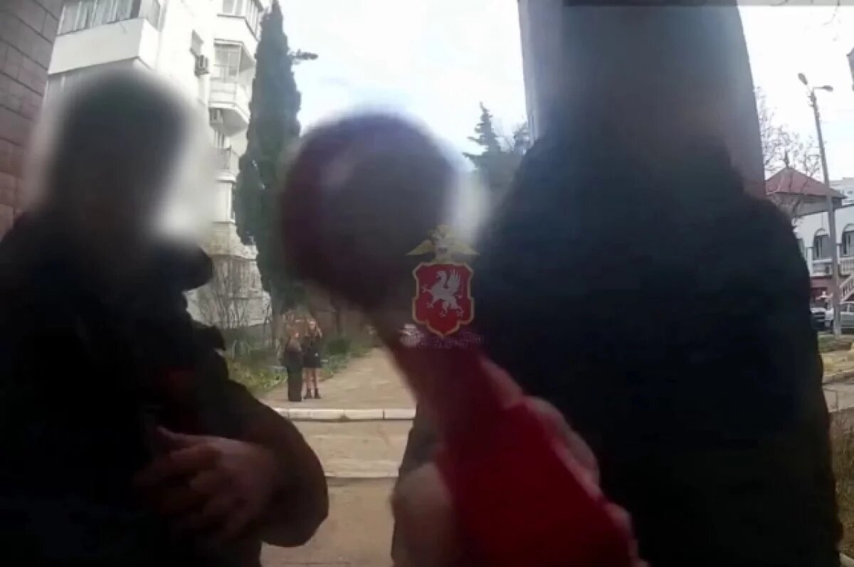    Арест грозит подростку из Севастополя за порчу домофона в домах