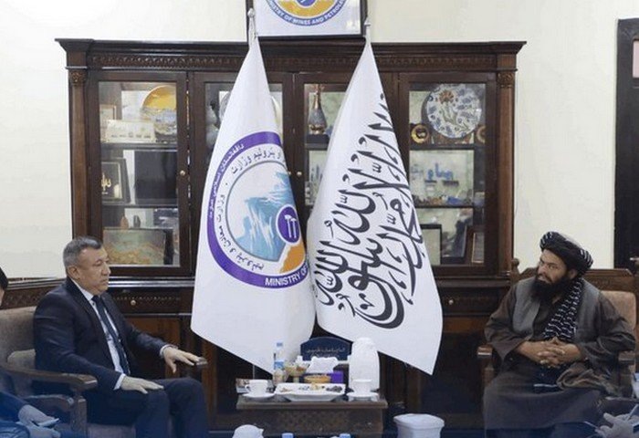 Встреча Ходжи Овезова с Хедаятуллой Бадри, 25 января, 2026 г., Кабул, Афганистан (Фото: TOLO)