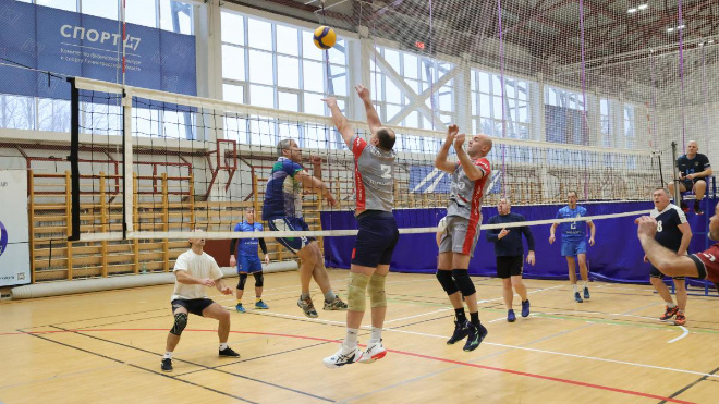 Фото: https://vbglenobl.ru/news/v-vyborge-sostoyalsya-pamyatnyy-turnir-po-voleybolu-sredi-veteranov
