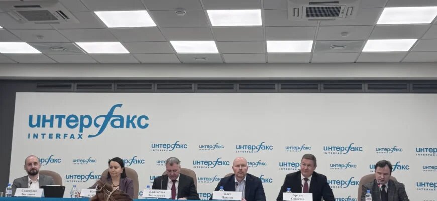    20 января в центральном офисе агентства «Интерфакс» состоялась пресс-конференция «Контрафакт на маркетплейсах: результаты исследования рынка обувной продукции спортивных брендов». Корреспондент Школы журналистики имени Владимира Мезенцева посетил пресс-конференцию и рассказал о её главных событиях. Вера Стадник