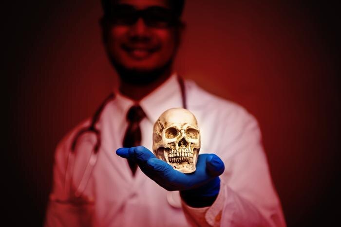 Обложка © Shutterstock / FOTODOM / Nixx Photography