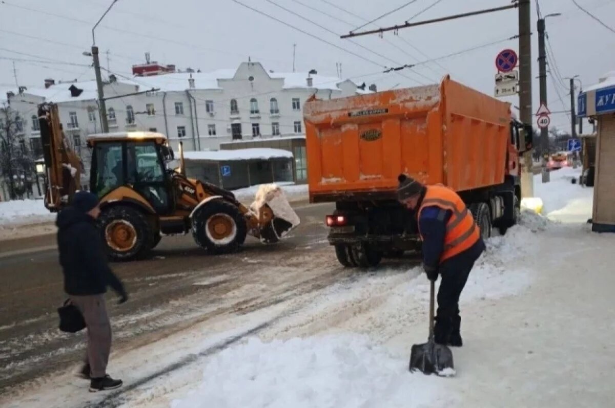    За последние сутки из Владимира вывезли более 2700 кубометров снега