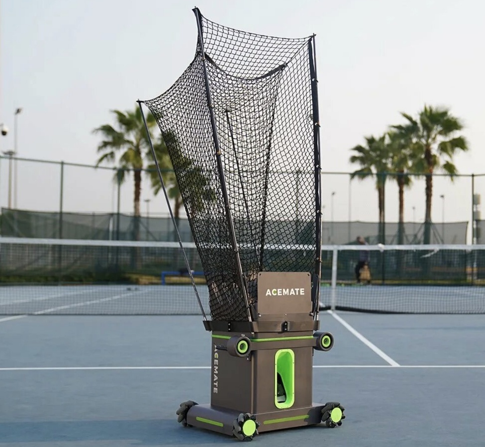 Робот-теннисист Acemate